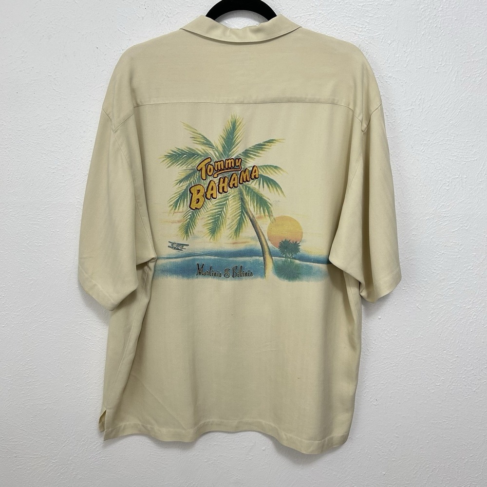 Vintage Tommy Bahama Embroidered 100% Silk Hawaiin Martinis & Bikinis Shirt Sz L - Picture 2 of 12
